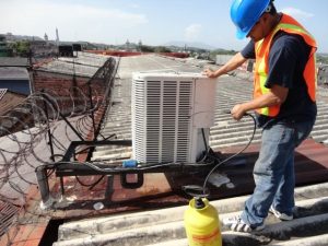 mantenimiento de aires acondicionados (3)